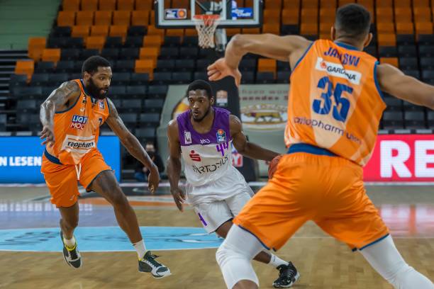 但他仍可能 但他仍可能