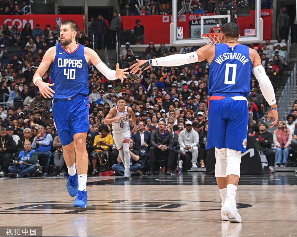 赛季排名依 赛季排名依